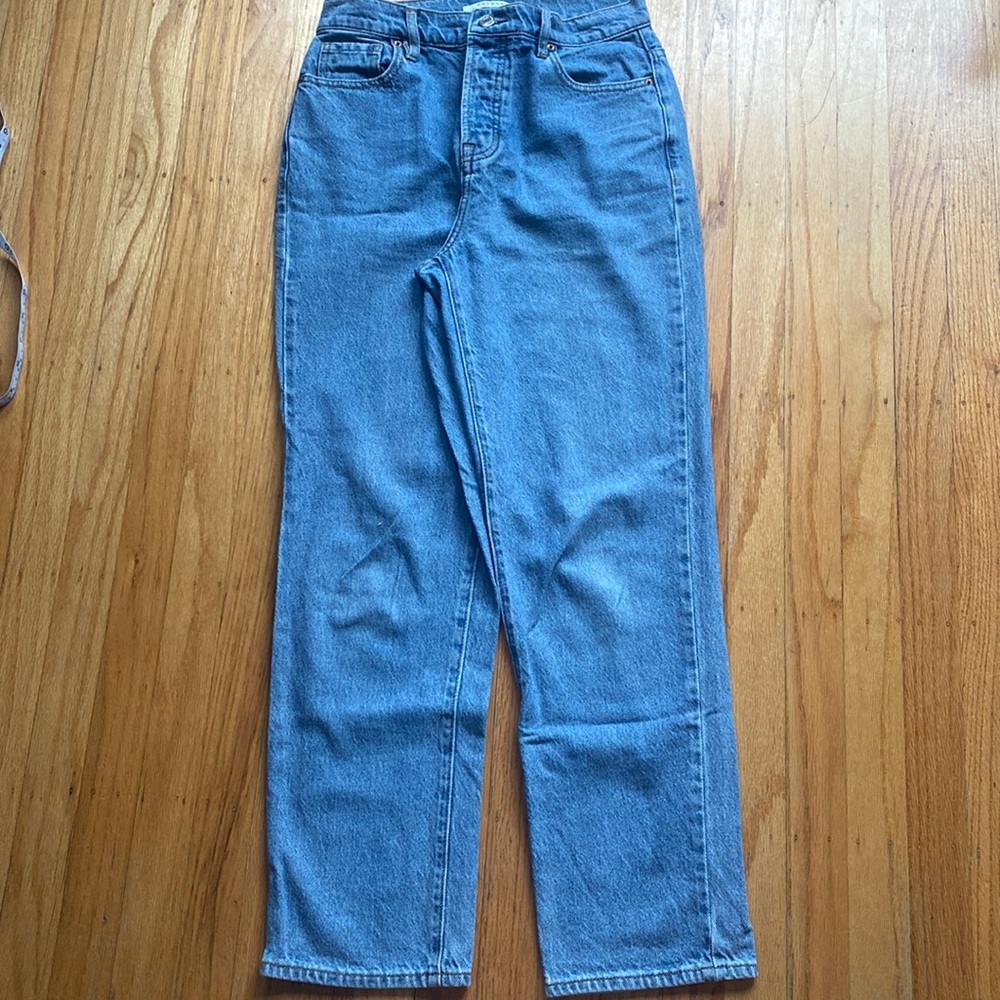 High Rise Straight Jeans. Size 25. PacSun.